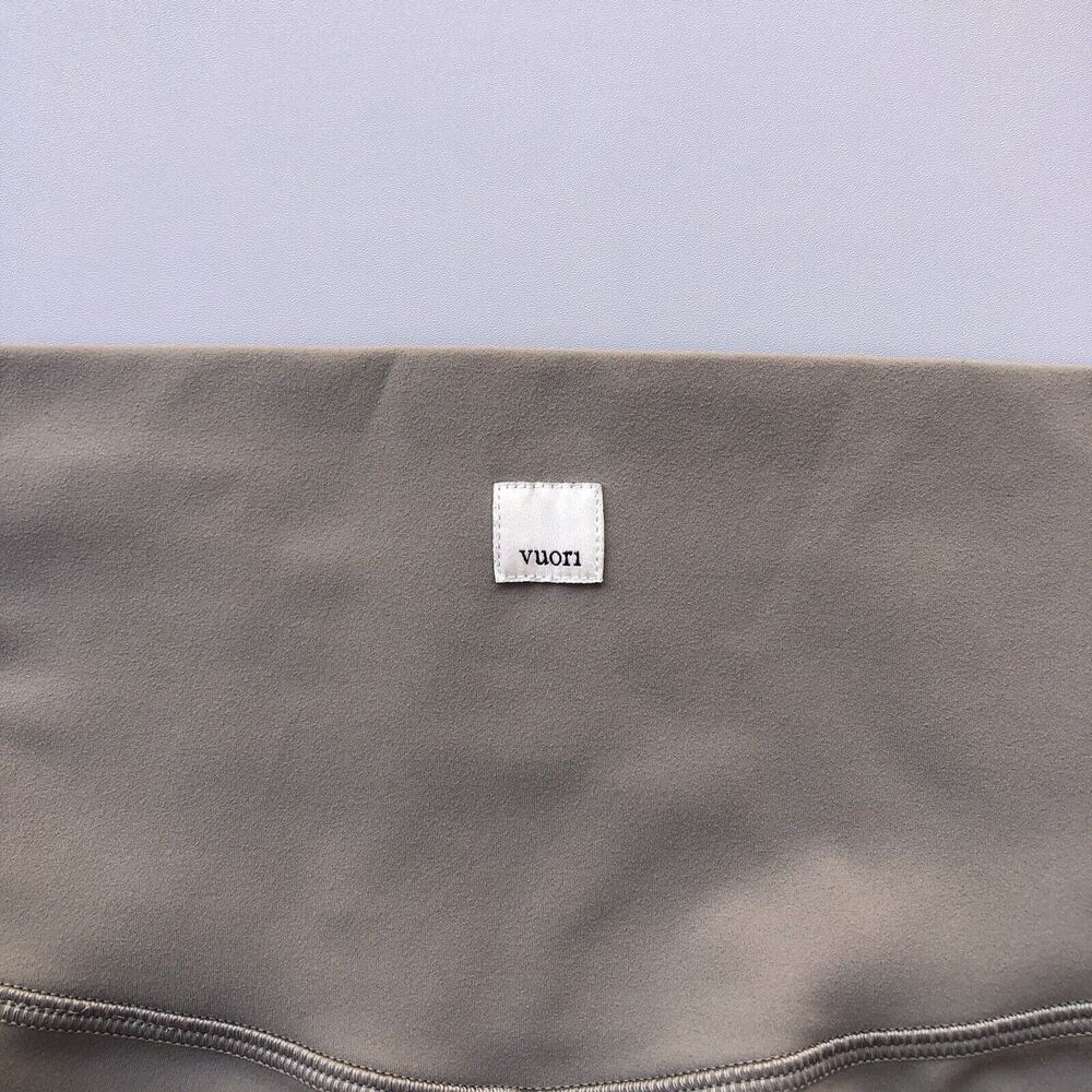 Vuori Colorblock Studio Legging in Light Oregano Size Small High Rise. LIKE NEW! - Picture 4 of 11